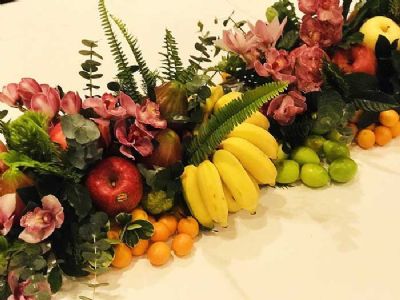 餐桌美學-花藝水果佈置